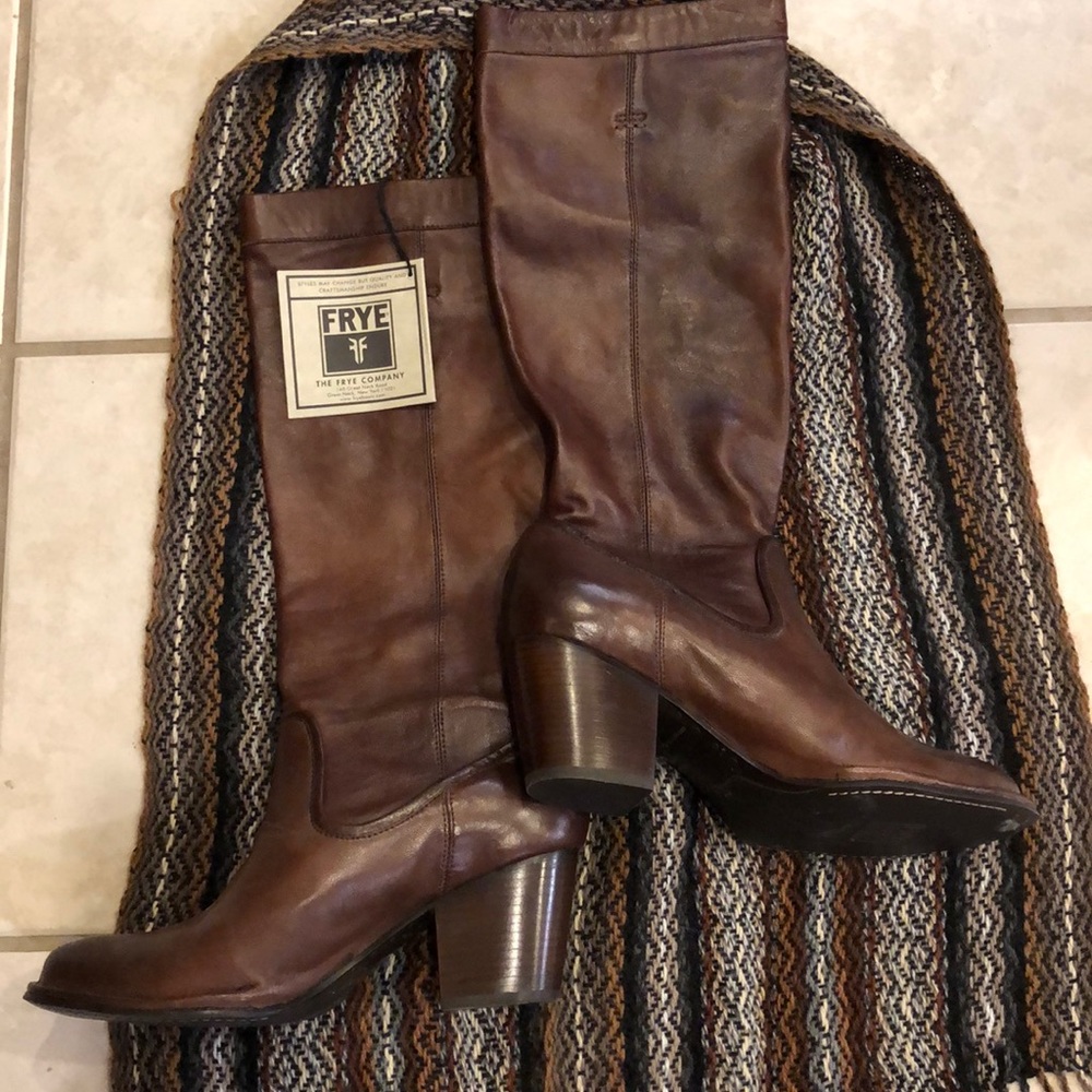Frye brown boots